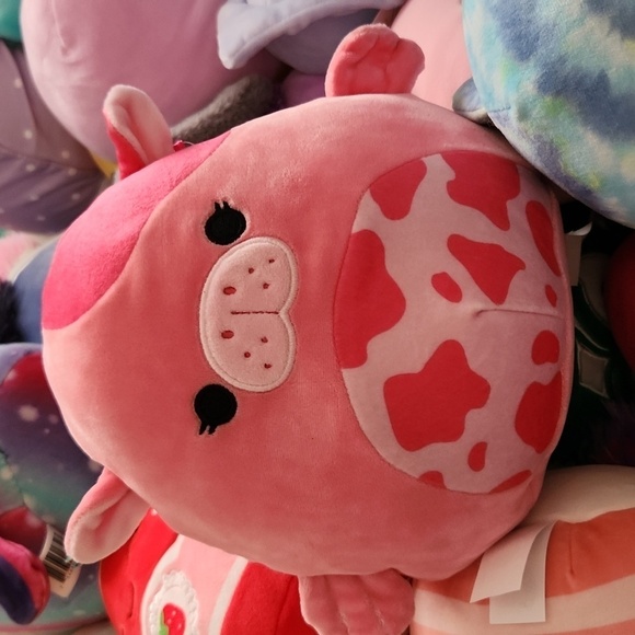 Squishmallows Other - Kerry squishmallows pink seacow 8 inch new